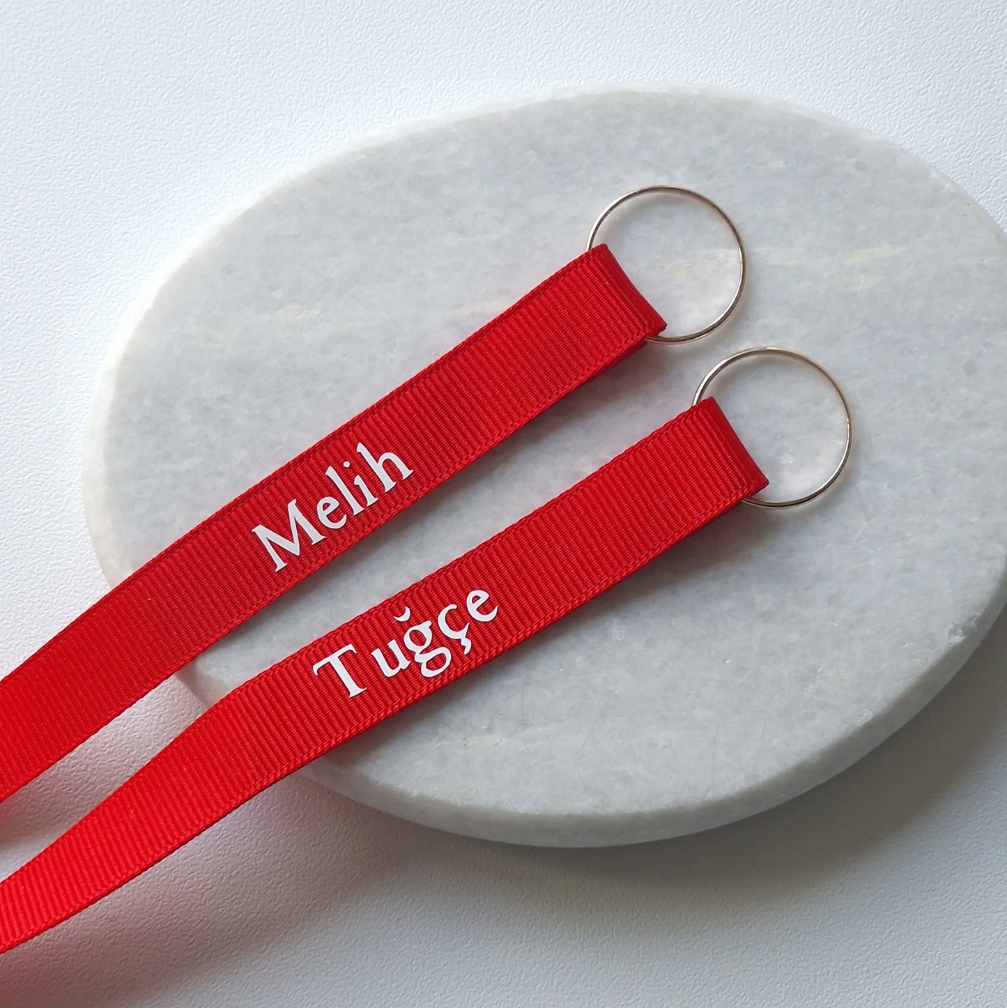 Engagement ribbon