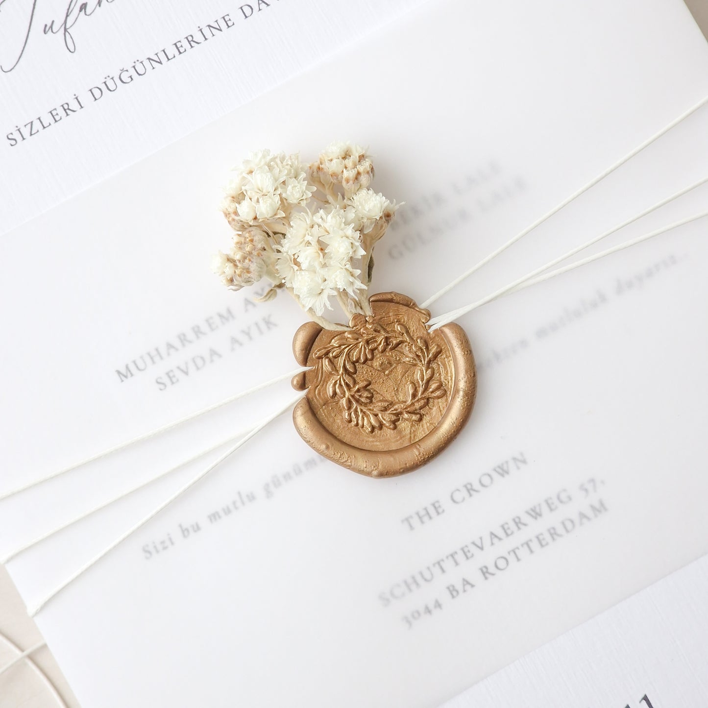 Invitation elegance